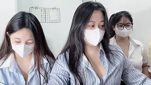 Bamboo Swetie online show from January 14, 4:21 pm