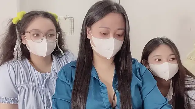 Snapshot of Bamboo_Swetie chatting on November 15, 3:05 pm Bamboo Swetie online show from November 15, 3:05 pm