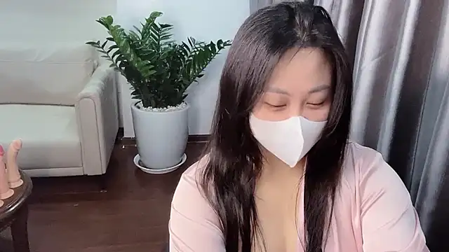 Bamboo Swetie online show from April 23, 3:57 pm