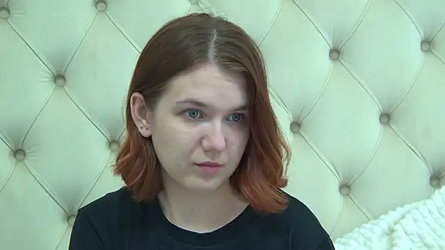 LessySmith online show from March 8, 5:27 pm