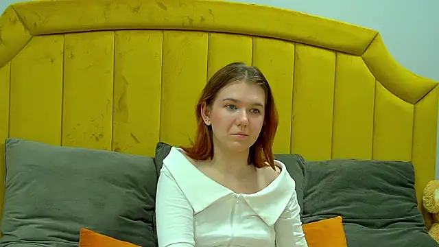 LessySmith online show from October 21, 4:23 am