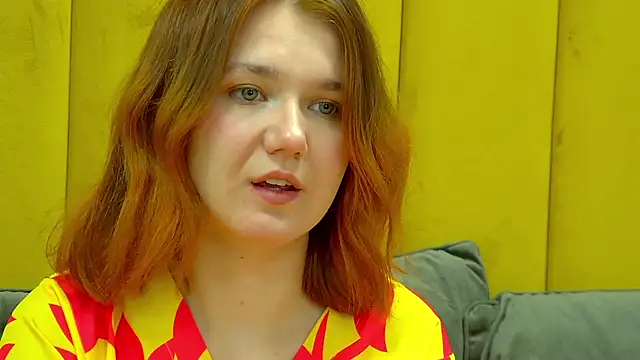 LessySmith online show from November 21, 4:06 pm