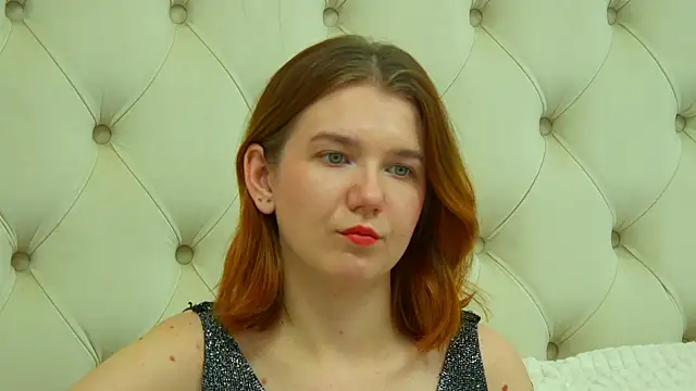 LessySmith online show from November 16, 4:45 pm