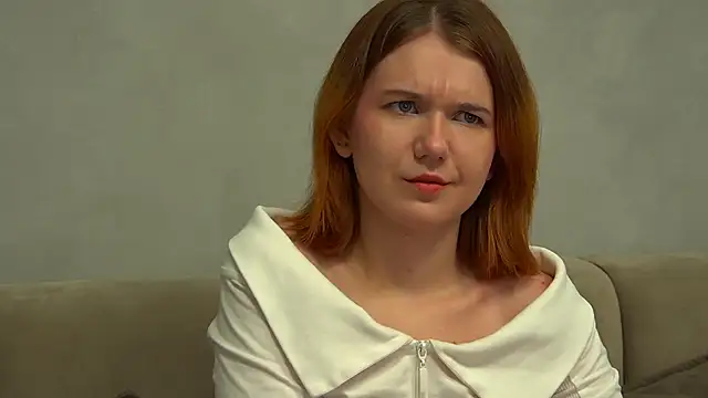 LessySmith online show from October 19, 4:10 pm