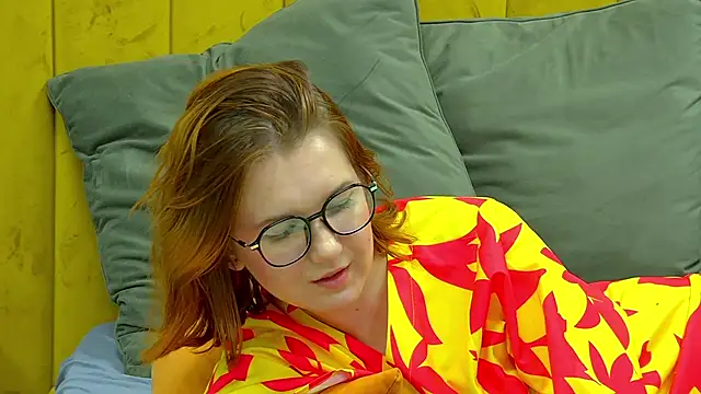 LessySmith online show from September 21, 4:39 am