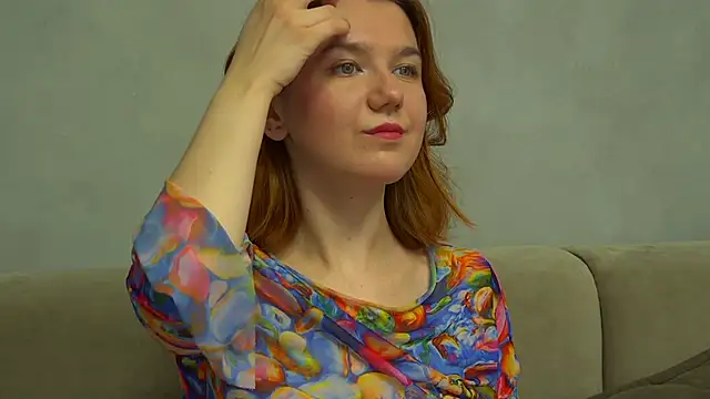 LessySmith online show from November 8, 4:21 pm