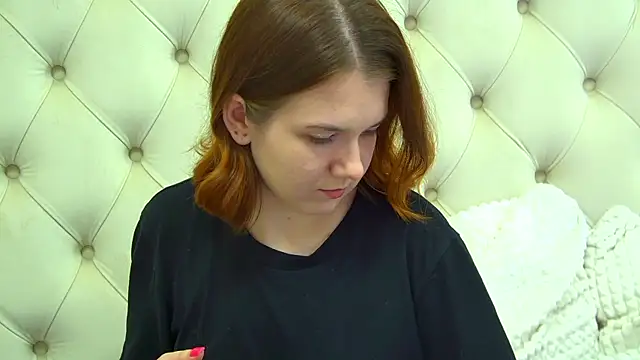 LessySmith online show from March 22, 4:19 pm