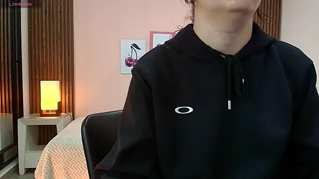 alina martinelli online show from April 9, 11:38 am