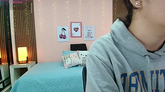 alina martinelli online show from December 5, 11:09 am