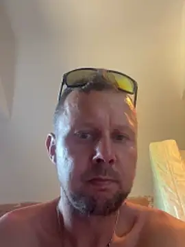 Hornybiboy66 online show from June 20, 3:06 pm