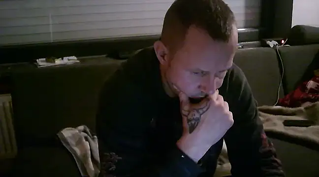 Hornybiboy66 online show from December 9, 11:24 pm