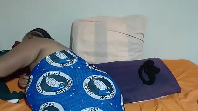 BBW42LL online show from March 5, 9:39 am