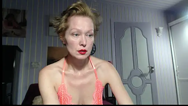 Marquise555 online show from September 22, 5:30 pm