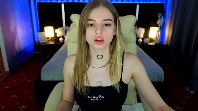 Lexi Si online show from September 29, 6:09 am