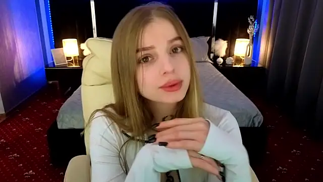 Lexi Si online show from September 28, 6:09 am