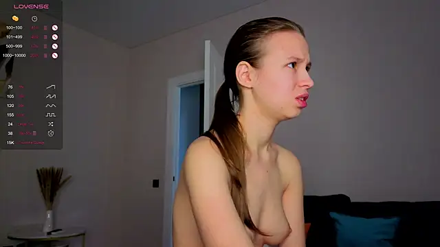 Snapshot of Dream_emma chatting on September 10, 1:59 am Dream emma online show from September 10, 1:59 am