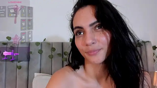 kareena basu online show from March 27, 8:26 am