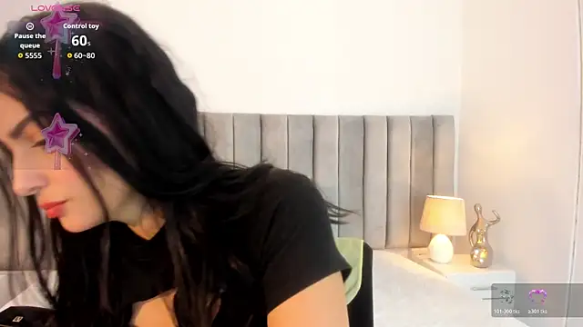 kareena basu online show from March 13, 3:44 am