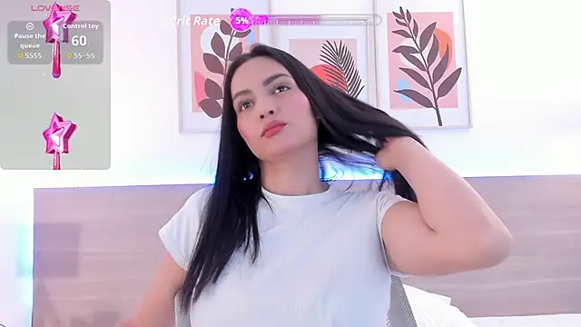 Snapshot of kareena_basu chatting on November 27, 6:41 pm kareena basu online show from November 27, 6:41 pm