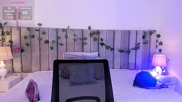 kareena basu online show from April 19, 3:51 am