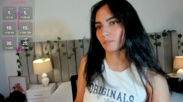 kareena basu online show from March 26, 3:38 am