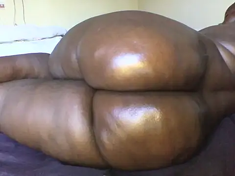 Snapshot of Gorgeous_ass20 chatting on October 1, 1:26 pm Gorgeous ass20 online show from October 1, 1:26 pm