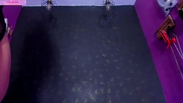 Alexa Slave online show from March 10, 7:18 pm