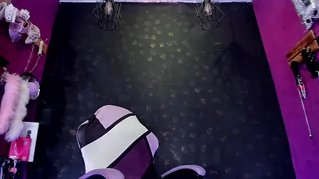 Alexa Slave online show from February 13, 7:36 pm