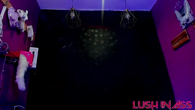 Alexa Slave online show from June 17, 7:13 pm