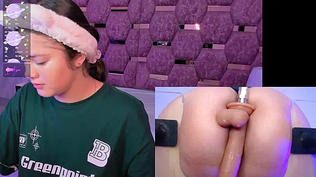 Trianna   online show from December 4, 1:32 pm