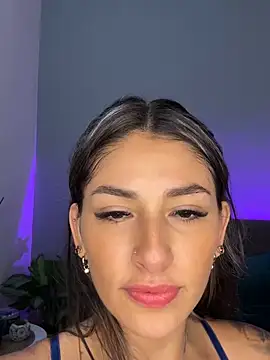  SoyNooa  online show from February 21, 1:11 pm