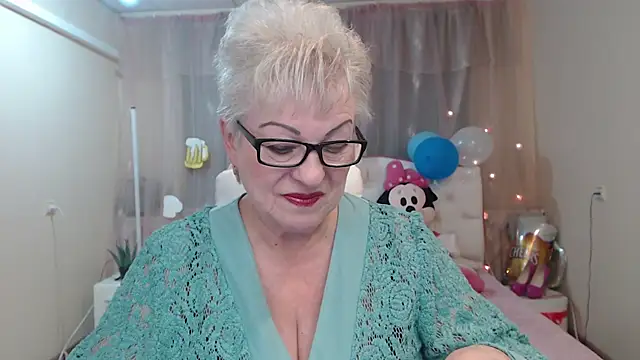 KayleSmoll online show from September 25, 6:25 pm