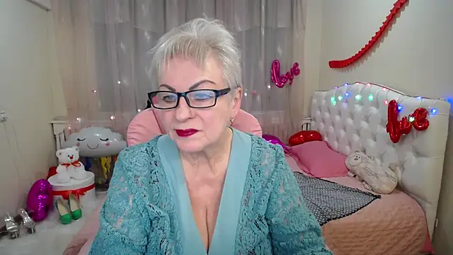 KayleSmoll online show from March 6, 4:52 am