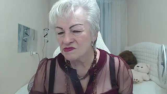 KayleSmoll online show from September 9, 6:28 pm