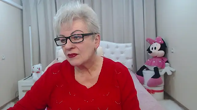 KayleSmoll online show from February 16, 7:34 pm