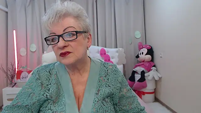 KayleSmoll online show from April 10, 6:48 pm