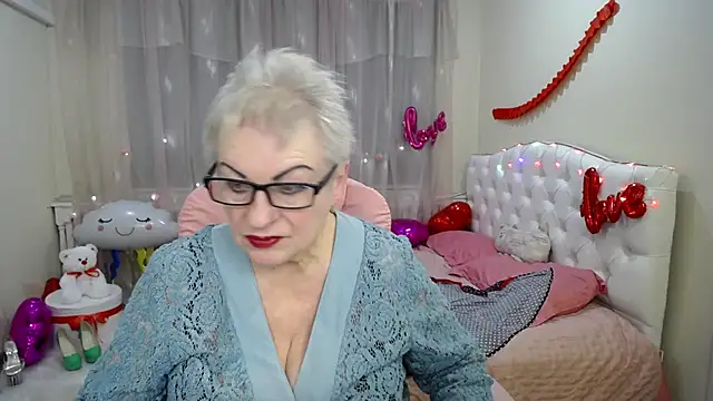 KayleSmoll online show from February 27, 1:52 am