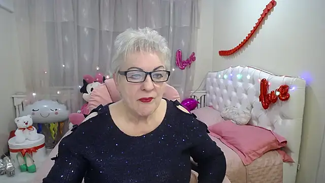 KayleSmoll online show from March 12, 7:14 pm