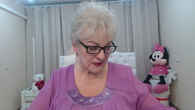 KayleSmoll online show from March 25, 7:46 pm