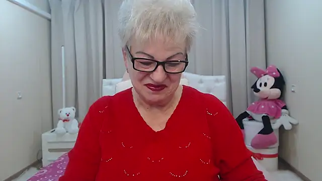 KayleSmoll online show from February 17, 7:55 pm