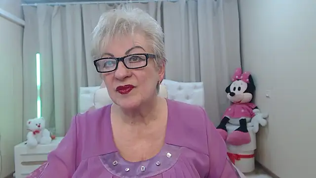 KayleSmoll online show from March 21, 7:40 pm