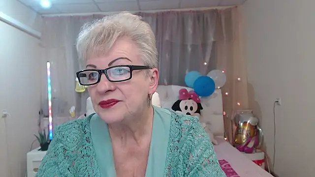 KayleSmoll online show from September 27, 6:25 pm