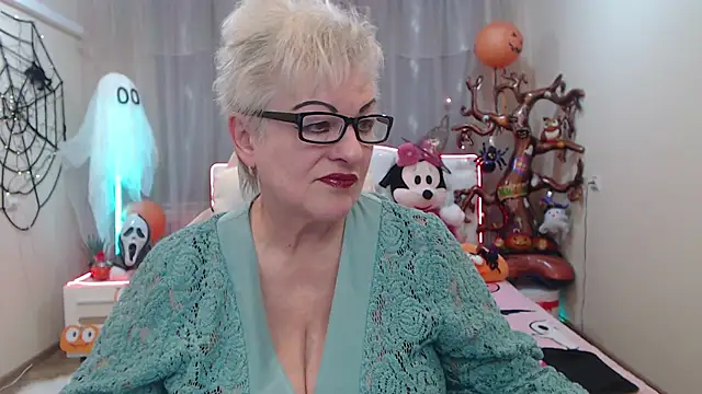 KayleSmoll online show from October 24, 6:29 pm