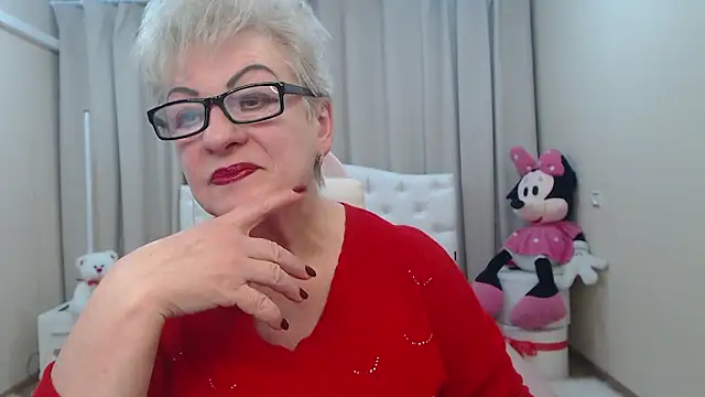 KayleSmoll online show from February 21, 8:00 pm