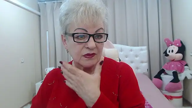 KayleSmoll online show from February 20, 7:49 pm