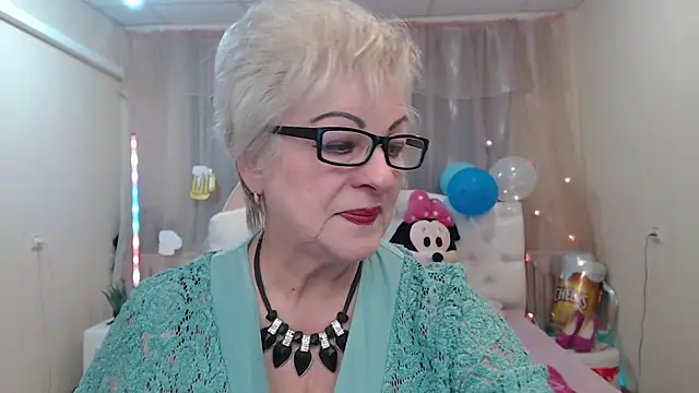 KayleSmoll online show from September 19, 6:34 pm