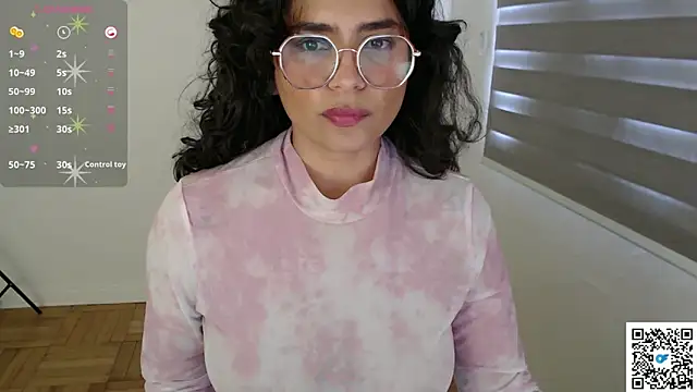 cinnamon rosa online show from October 28, 8:08 pm