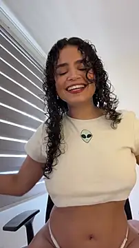 cinnamon rosa online show from January 12, 7:53 pm