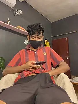 richardjames95 online show from November 20, 6:41 pm