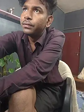 richardjames95 online show from November 2, 2:44 pm